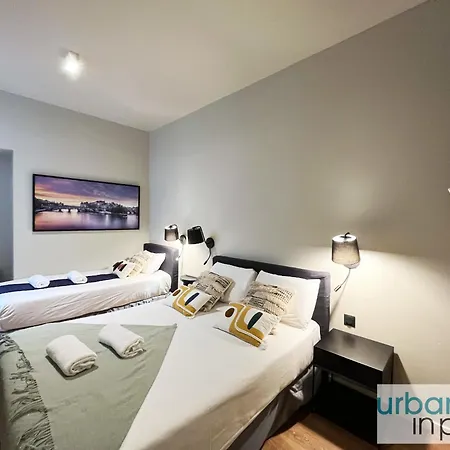 Appartamento Urban Flat 110 - Luxury 3 Bedroom Near Galeries Lafayette Parigi